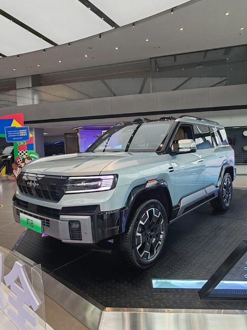 广州230比亚迪方程豹硬派越野的爆款，英菲尼迪35周年与你共成长