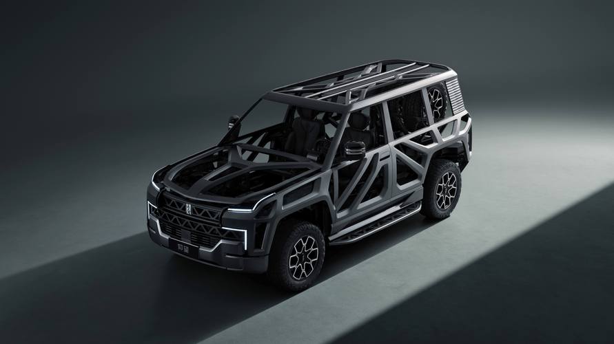 广州230仰望U8硬派越野的科技魅力，国能汽车对传统燃油车市场的冲击